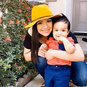 Meet your Posher, Amanda